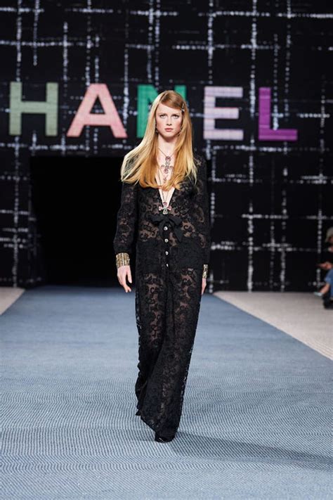 défilé chanel 2022|chanel fashion designer fall 2022.